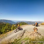 בית הארחה Julia