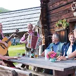 בית הארחה Julia פלד אם סי