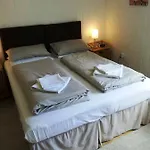 Julia בית הארחה 3*