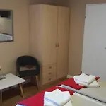 Julia פלד אם סי