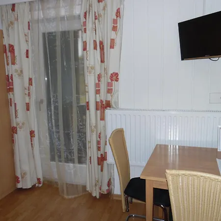 Julia Guest house