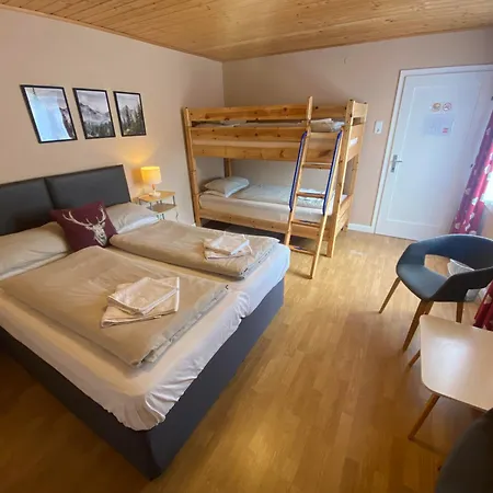 Julia Pensión Feld am See