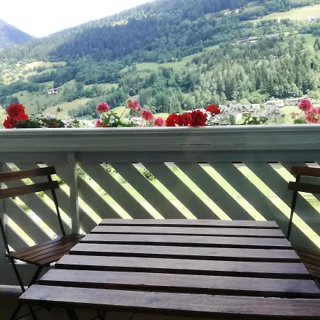 Julia Guest house